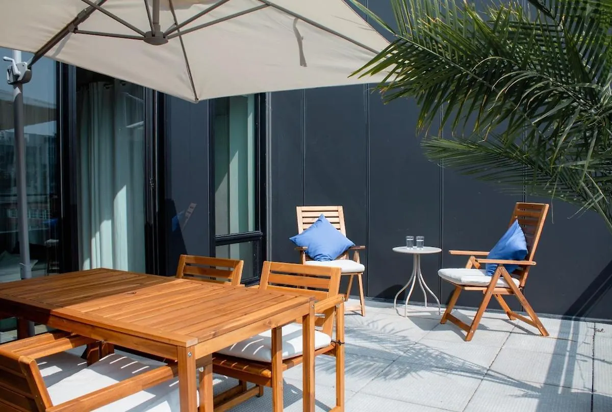 Penthouse With Pool And Parking Apartment Montreal Canada