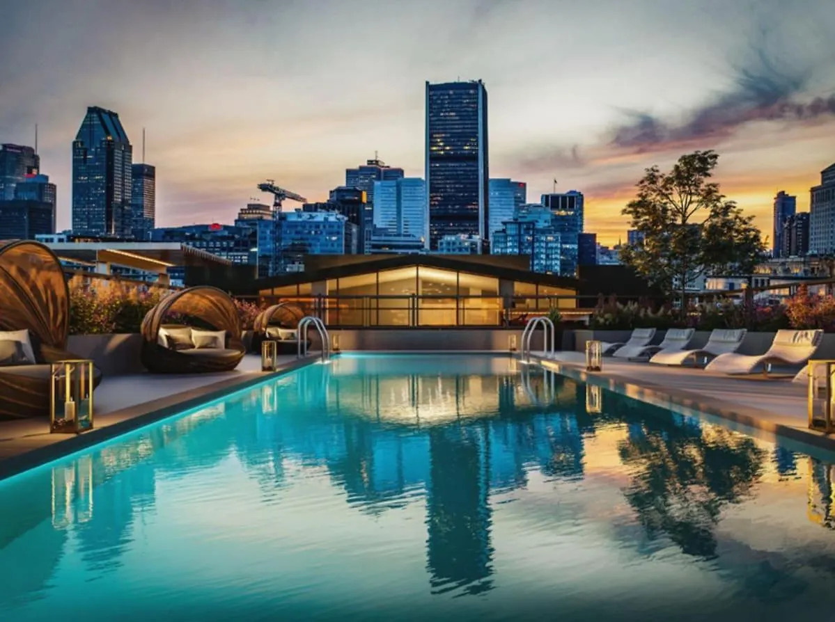 Penthouse With Pool And Parking Apartment Montreal Canada
