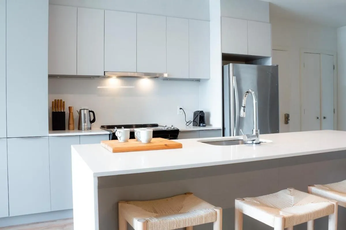 Penthouse With Pool And Parking Apartment Montreal 0*,  Canada