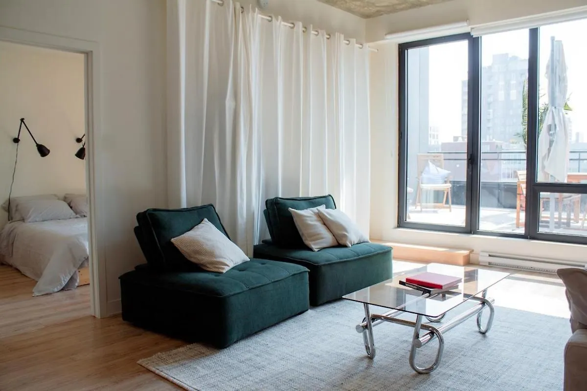 Penthouse With Pool And Parking Apartman Montréal Kanada